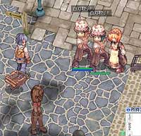 どう見ても白い目。